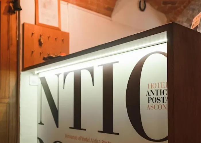 Boutique-hotel Antica Posta فندق أسكونا